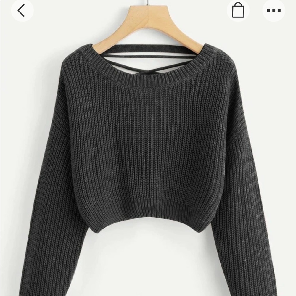 Black cropped sweater